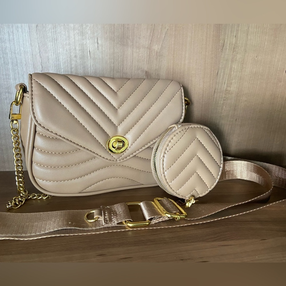 Adorable quilted brown purse with exchangeable strap - Picture 3 of 11